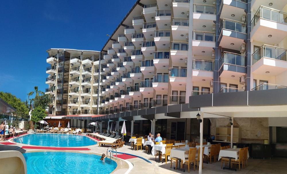 Otel Monte Carlo 4*